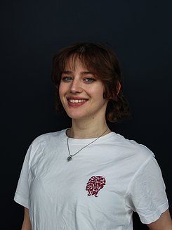   Lara Aigner
